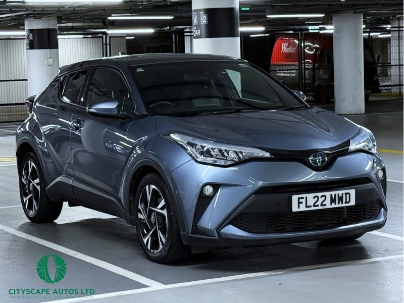 Grey 2022 Toyota C-HR 1.8 VVT-h GPF Design SUV 5dr Petrol Hybrid CVT Euro 6 s/s 122 ps in Chelsea